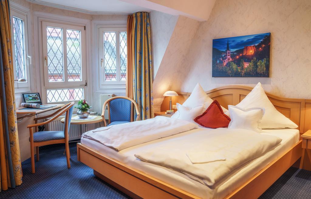 Altkoelnischer Hof Bacharach Zewnętrze zdjęcie